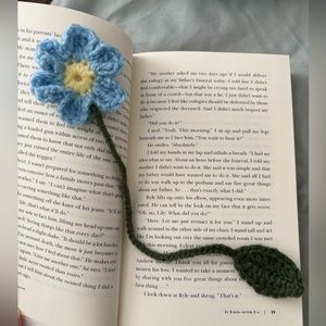 Crochet flower 🌸 bookmark 📕